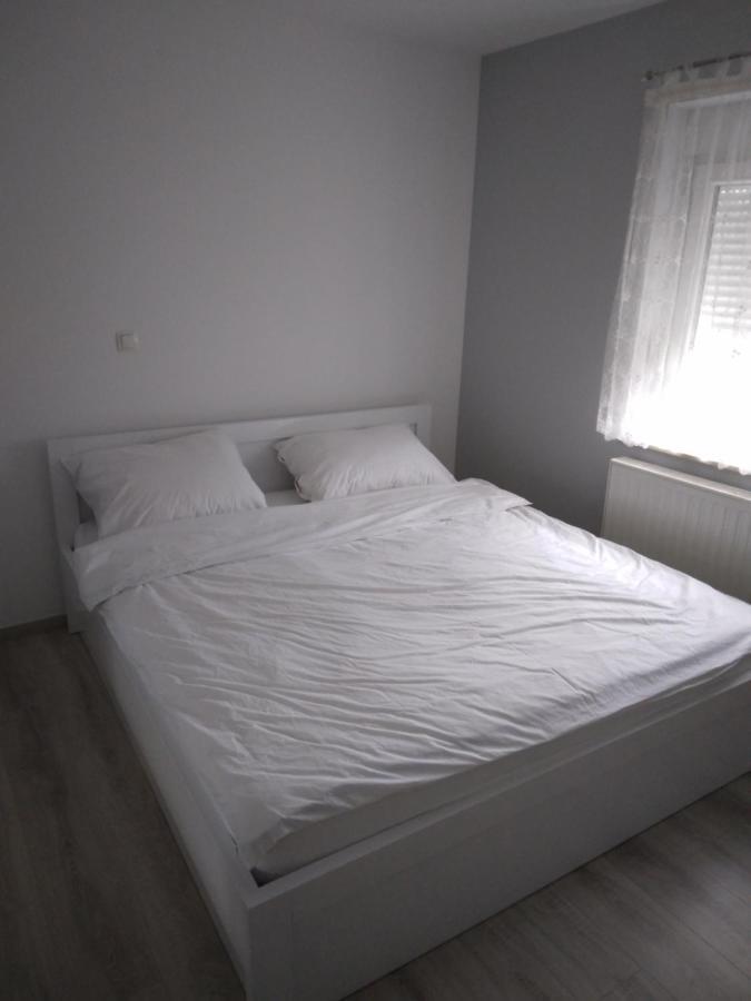 Apartmani Derek Posusje Exterior photo
